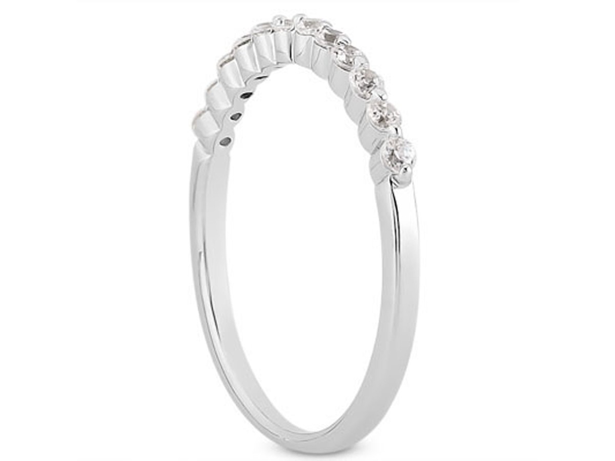 Single Shared Prong Diamond Wedding Ring Band In 14k White